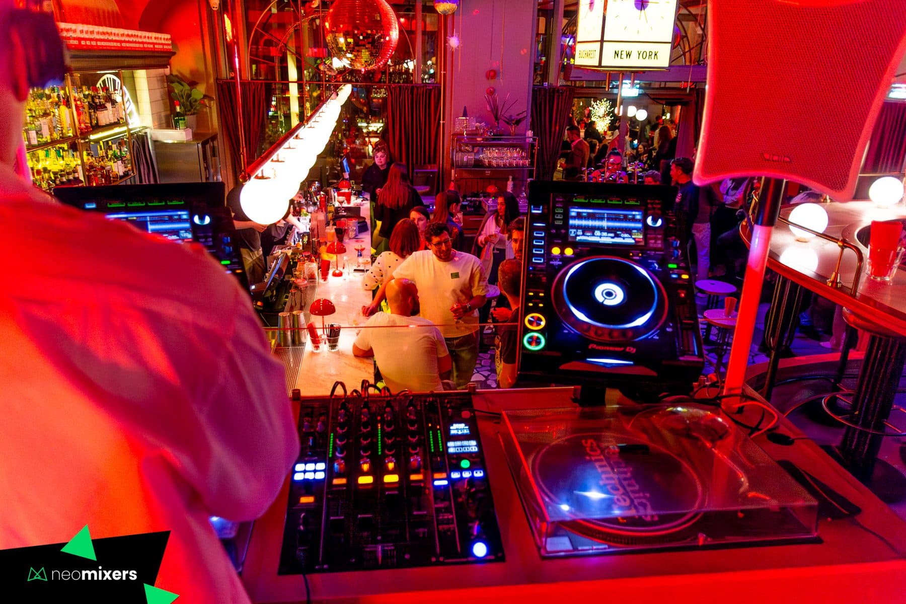 Behind the decks at Negroni — Networking & DJ Set, May 2025